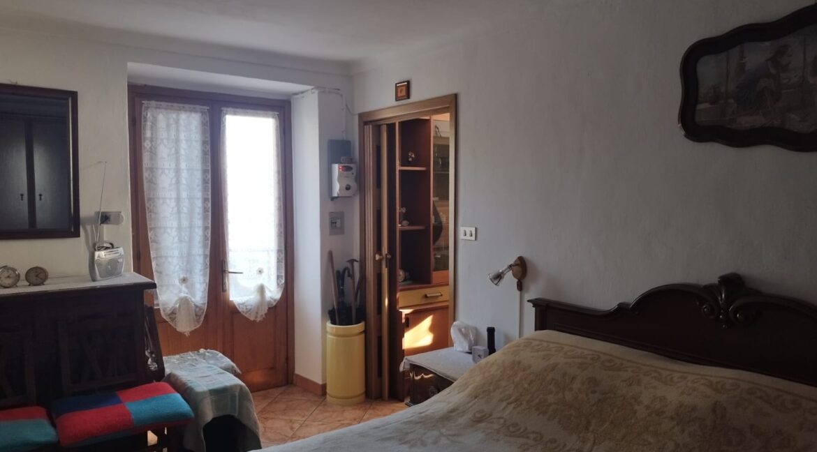 WhatsApp Image 2025-11-14 at 09.24.05 (11)