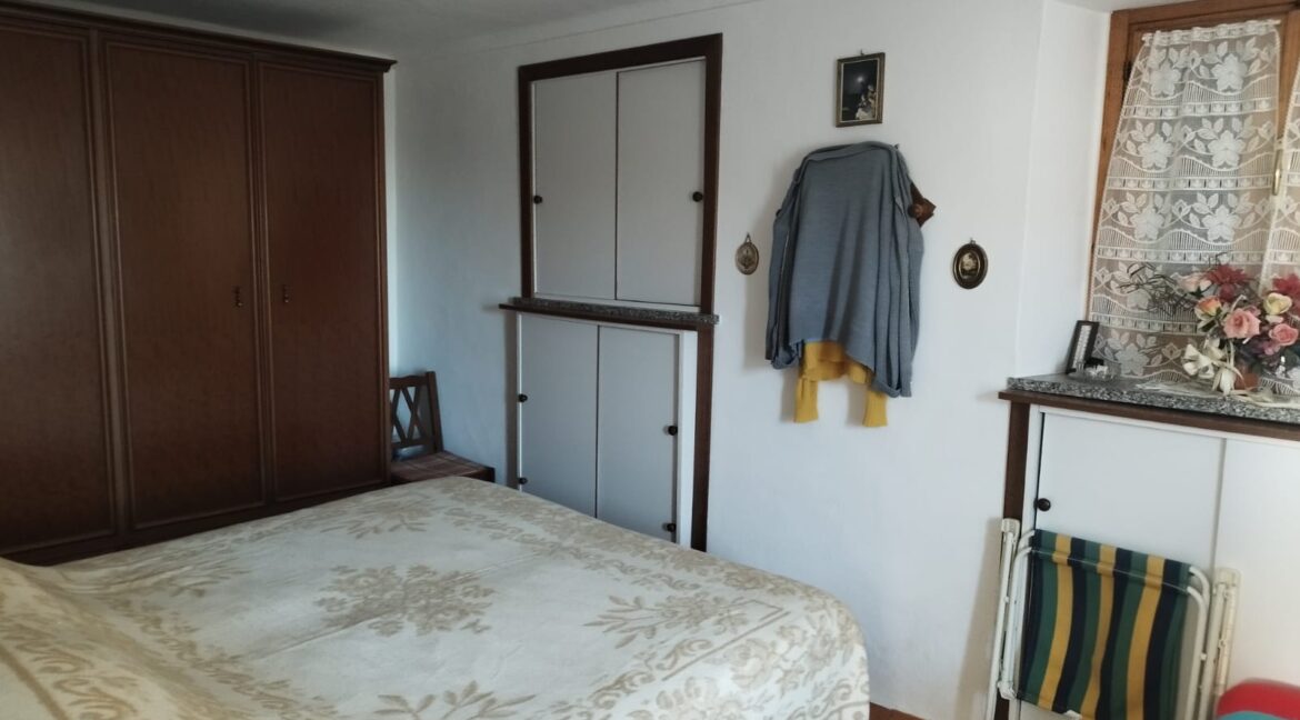 WhatsApp Image 2025-11-14 at 09.24.06 (2)